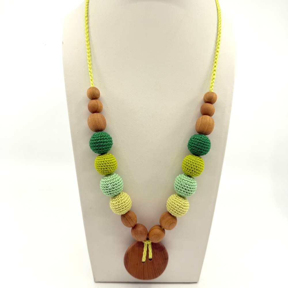 Y2K Ombre Green Crochet Bead & Wood Statement Necklace Artisan Jewelry Gift - Picture 3 of 15